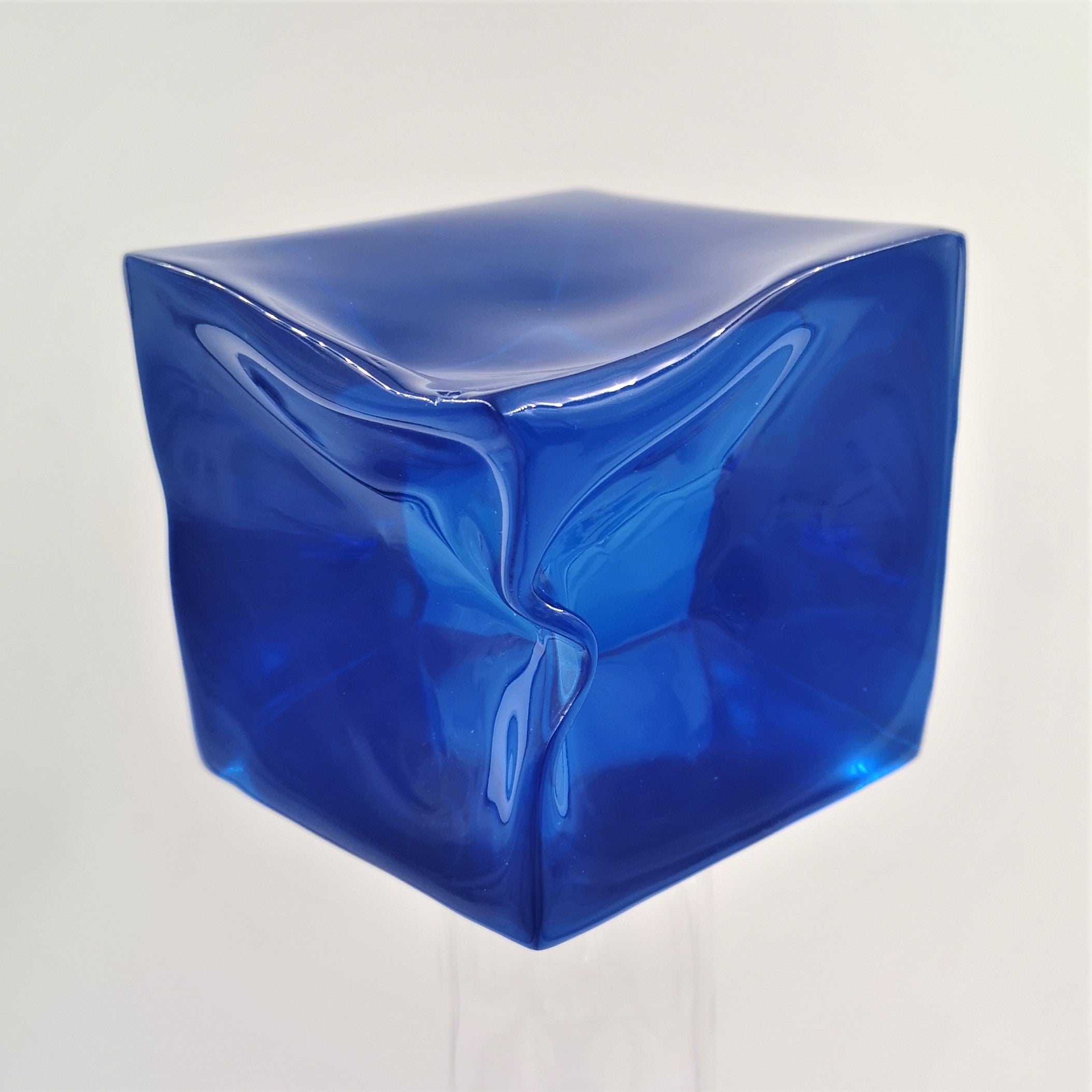 Cube Bleu Lessive Le Rude cube bleu – Paris Créations Virtuelles